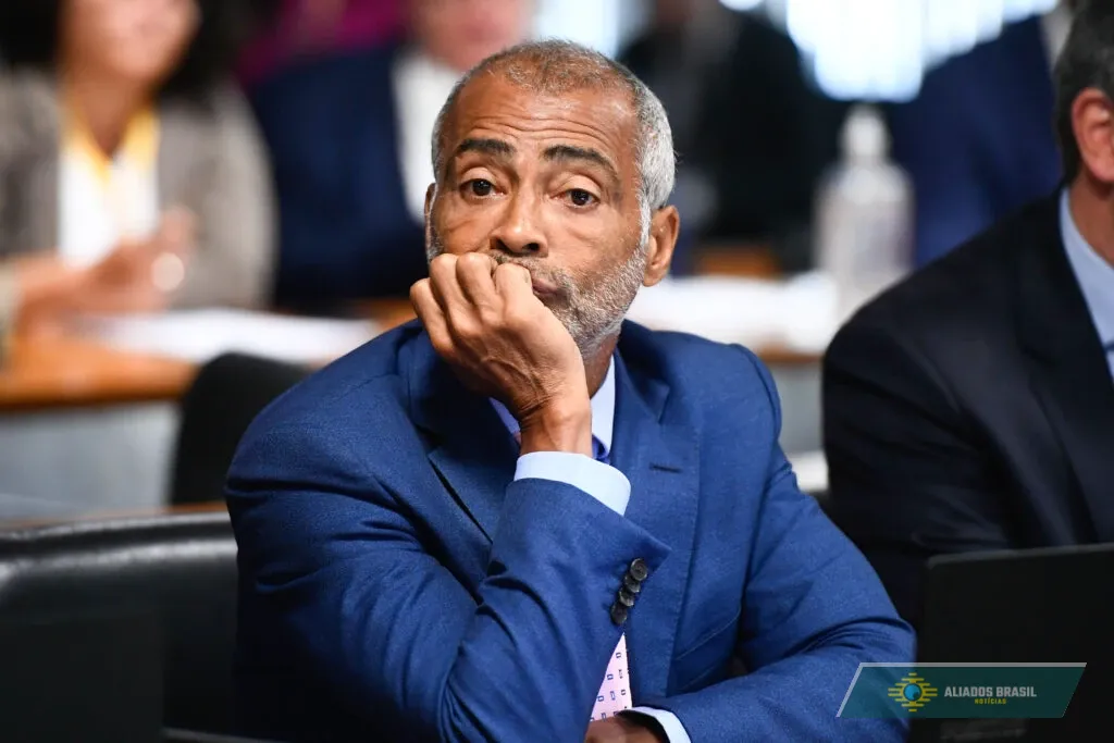 Romário responde à pressão: “Não devo nada a ninguém”