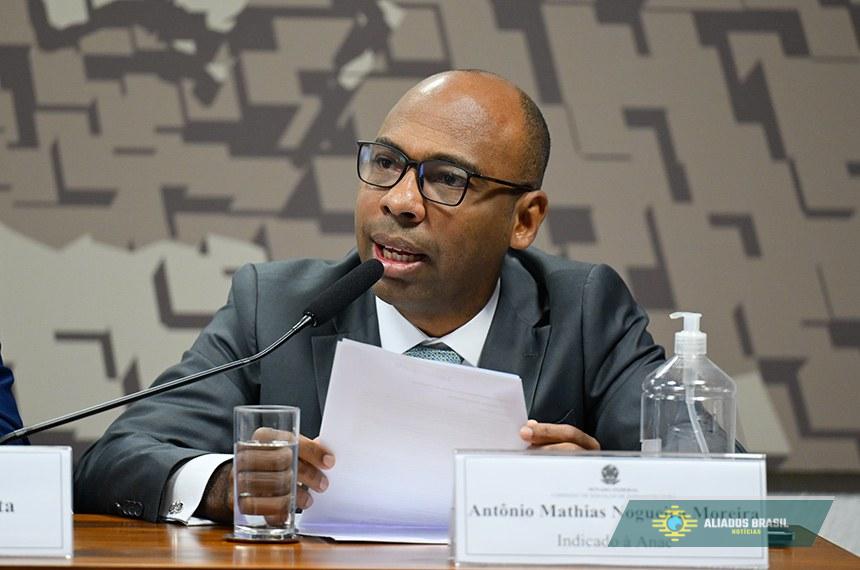 Senado aprova ex-funcionário público demitido do Banco do Brasil para cargo de diretor da Anac