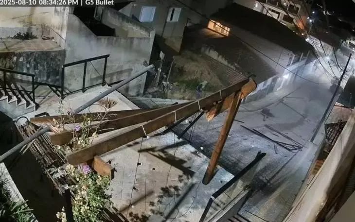 VÍDEO: caminhão 'voa' após perder os freios ao descer morro em MG
