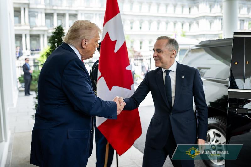 Canadá Cede em Tensão Comercial: Ontário Suspende Campanha Anti-Tarifas que Irritou Trump