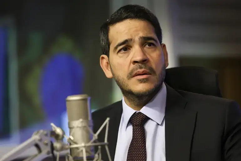 'Está fácil', diz Messias sobre busca de votos dos senadores