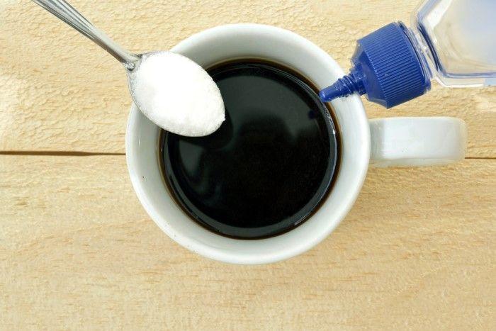 Açúcar ou adoçante? Qual é o pior para sua saúde