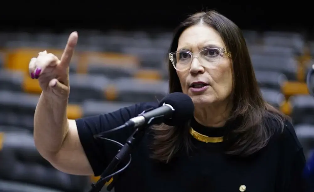 Bia Kicis: “Prisão põe em risco a vida do maior líder da direita”