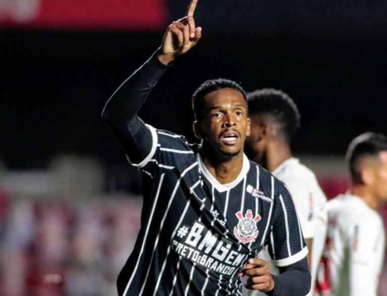 Ex-jogador da Seleção Brasileira e do Corinthians, Jô é preso no Rio por dívida de pensão alimentícia