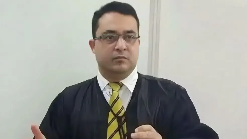 Juiz é baleado no Sertão de Pernambuco; esposa é suspeita e foi presa