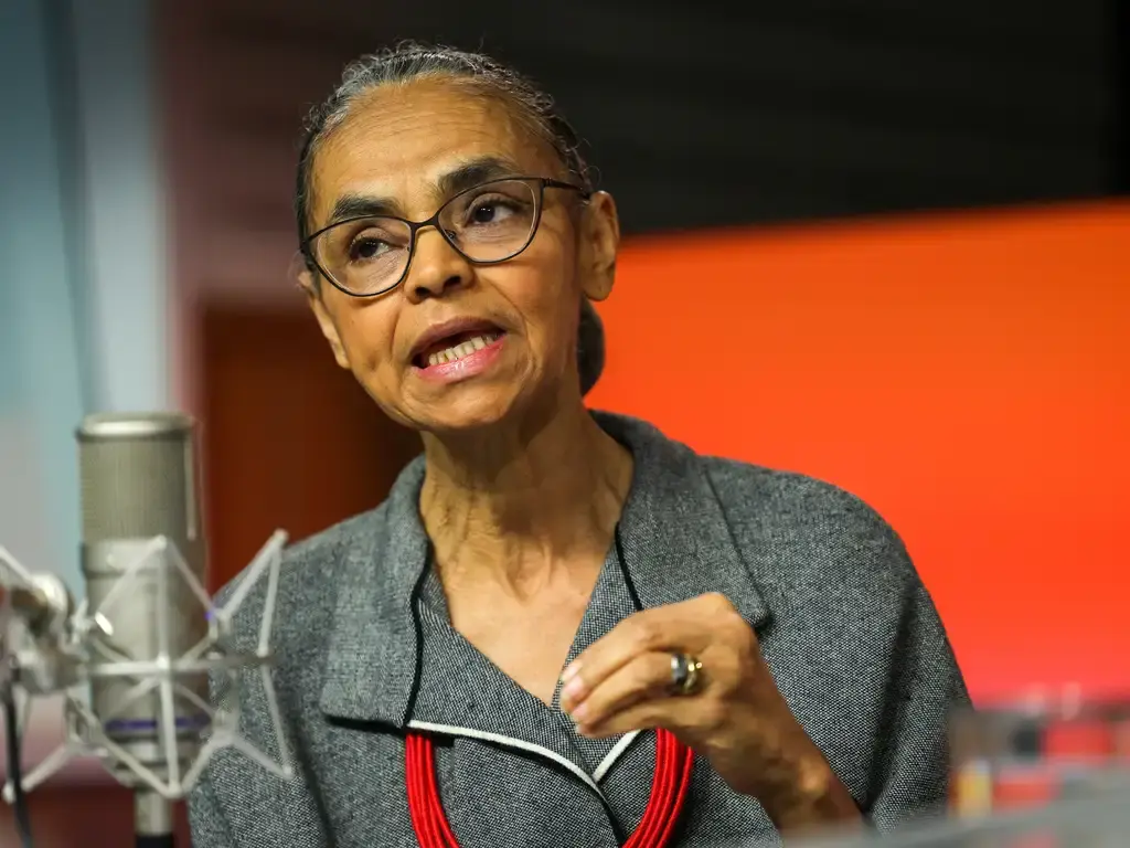 Marina diz que Lula deve acionar STF sobre derrubada de vetos