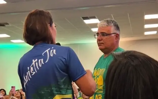 Michelle critica aliança do PL com Ciro Gomes e apoia Girão no CE