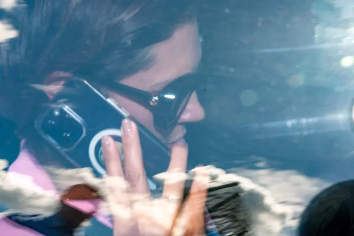 Moraes autoriza visita de Michelle a Bolsonaro, mas faz exigência sobre filhos