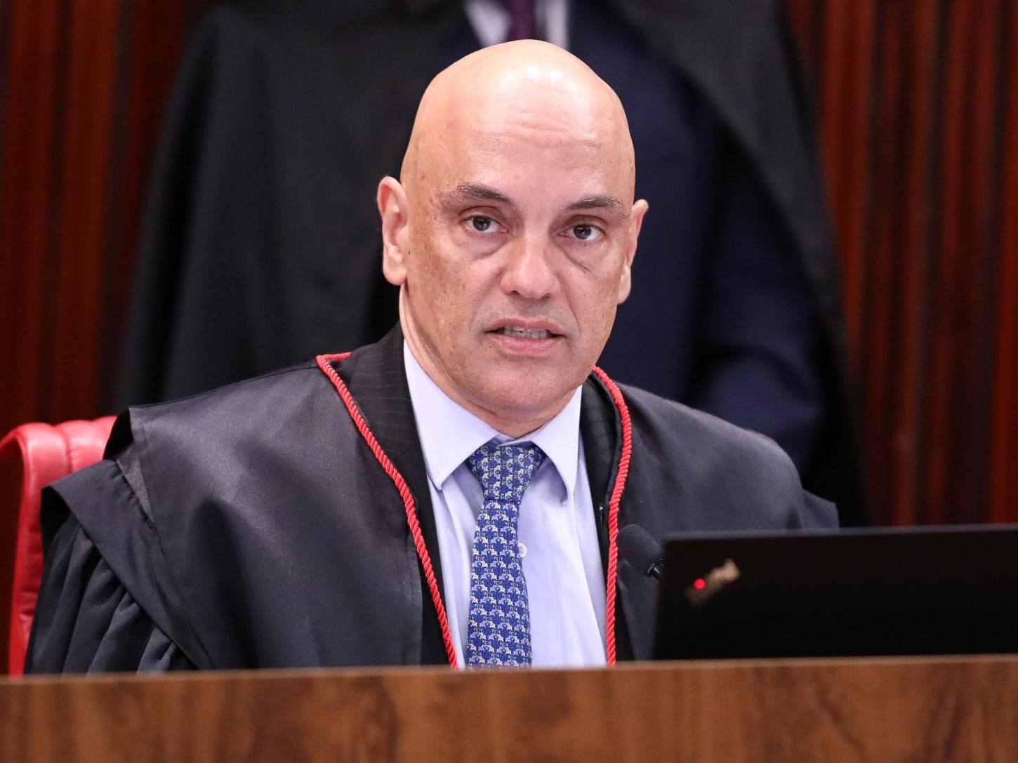 Moraes manda PF devolver equipamento de hacker citado no caso Zambelli