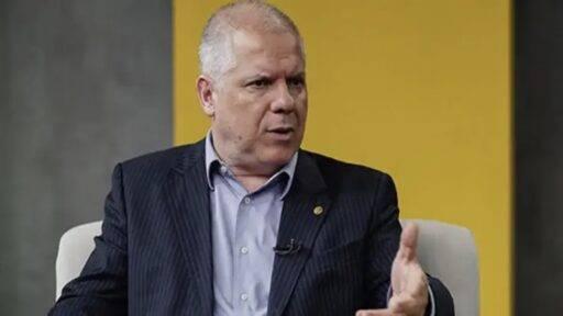 PF encontra planilhas de propinas ligando diretores do INSS e políticos ao esquema do INSS