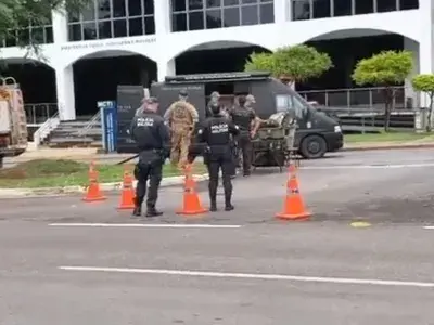Polícia descarta suspeita de bomba em frente ao Ministério da Ciência e Tecnologia em Brasília