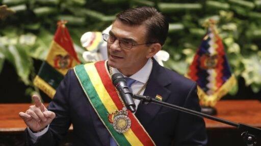 Presidente da Bolívia extingue Ministério da Justiça e diz que pasta virou “instrumento de perseguição”