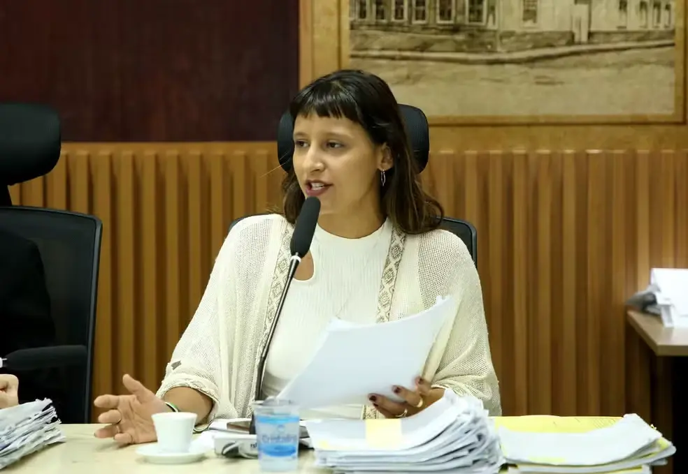 TJRN mantém decisão e trava cassação de vereadora do PT