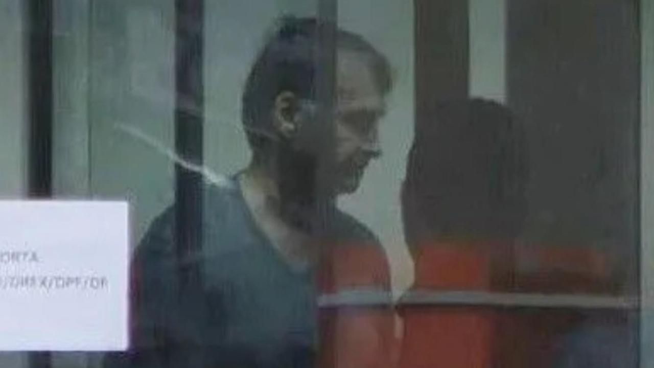 URGENTE: Bolsonaro é visto pela primeira vez após prisão