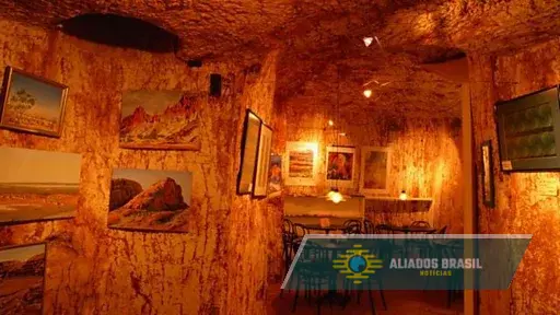 A cidade onde as pessoas vivem embaixo da Terra por causa do calor