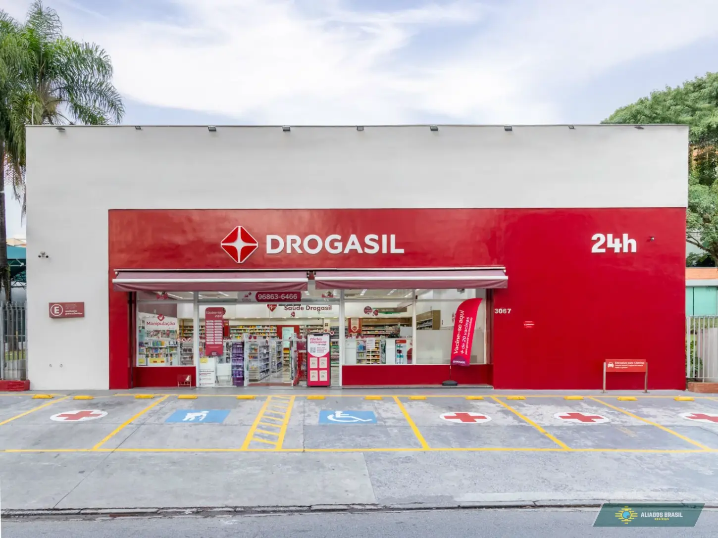 Anvisa proíbe Raia Drogasil de vender duas marcas de remédios