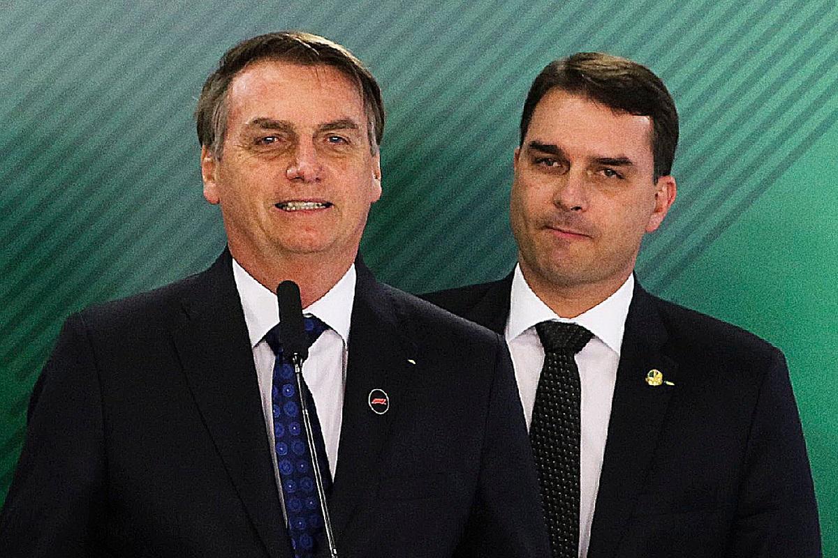 Após visitar Bolsonaro, Flávio confirma candidatura: “Irreversível”