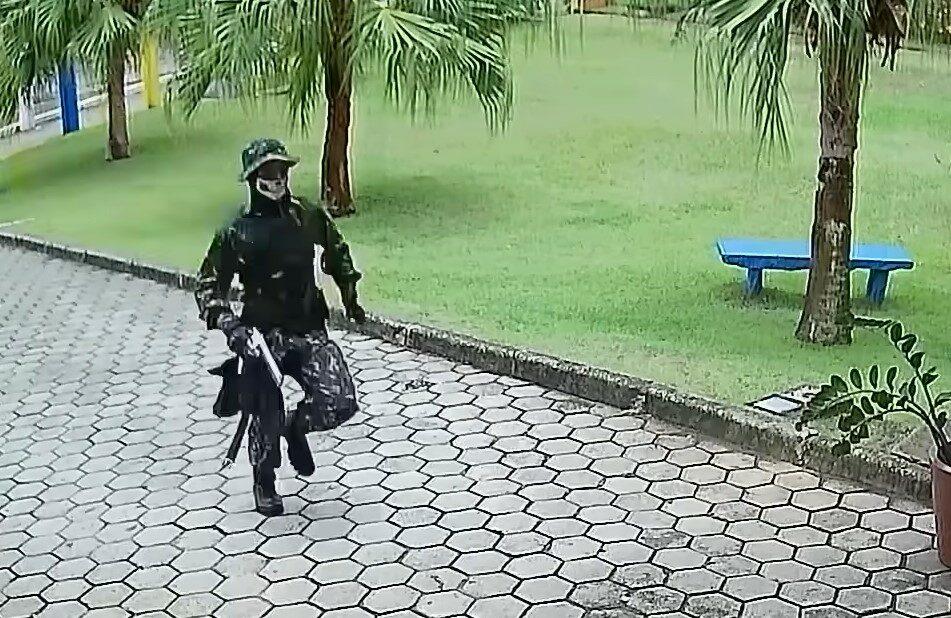 Autor de ataques com mortes em escolas no ES é solto após 3 anos