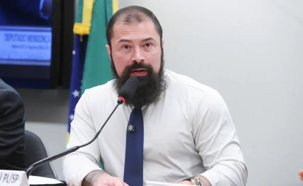 Bilynskyj diz que Bolsonaro vive em isolamento extremo na PF