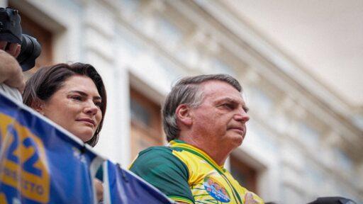 Bolsonaro passou mal durante a madrugada e enfrenta nova crise de soluços