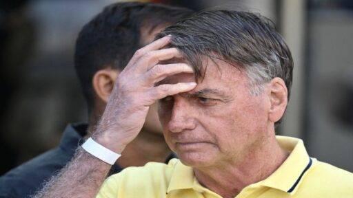 Carlos Bolsonaro diz que pai corre risco “iminente” de morte