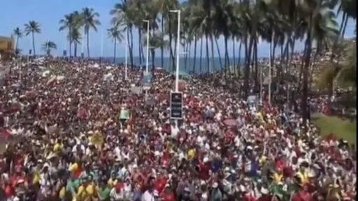 Deputados da esquerda divulgam vídeo antigo de protesto como se fosse atual
