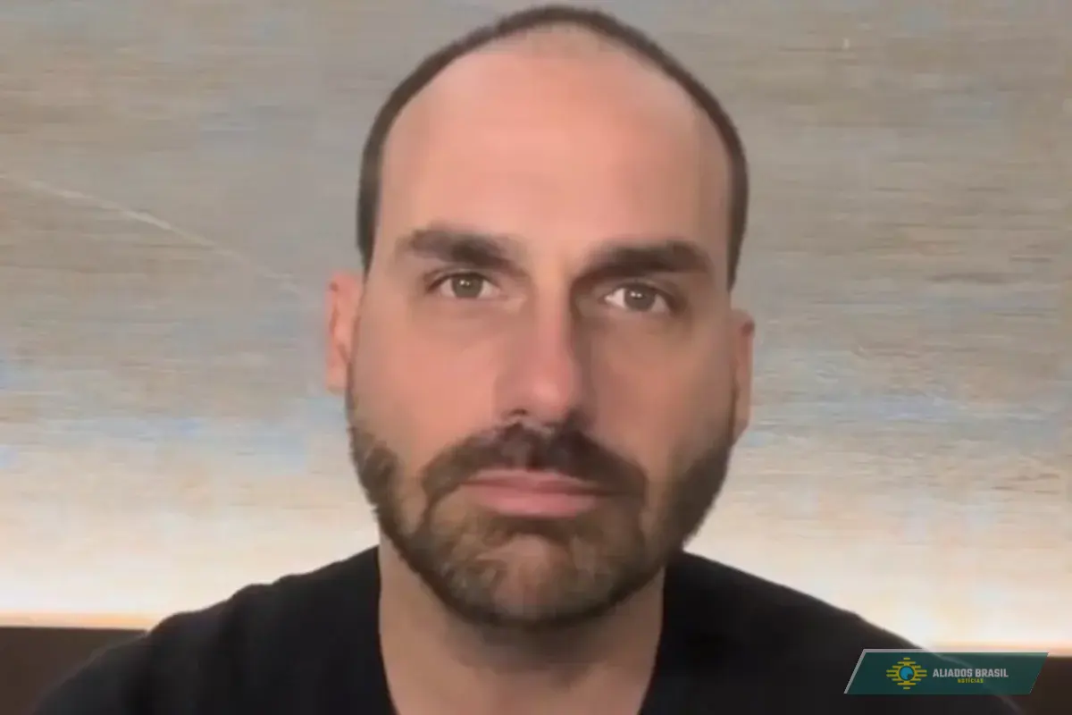Eduardo Bolsonaro se manifesta sobre retirada de Moraes da Magnitsky