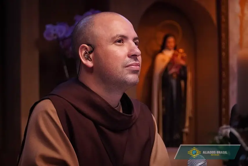 Frei Gilson foi o streamer mais assistido do Brasil em 2025