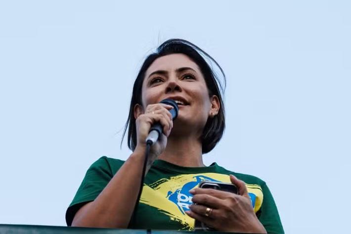 Michelle rebate crítica de Allan dos Santos: Afirmação absurda