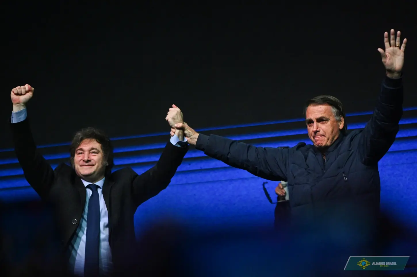 Milei compartilha carta em que Bolsonaro lança Flávio