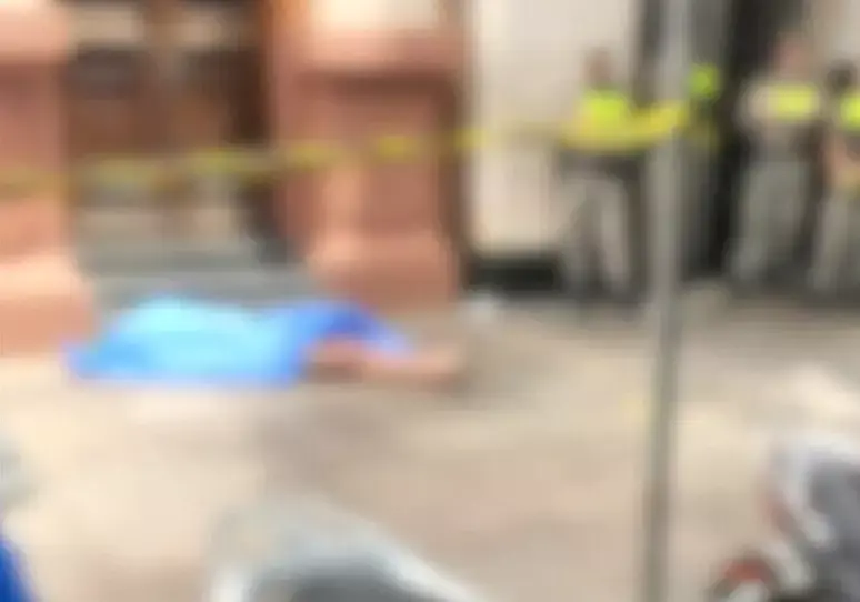 Morador de rua morre engasgado com comida no Centro de Porto Alegre 