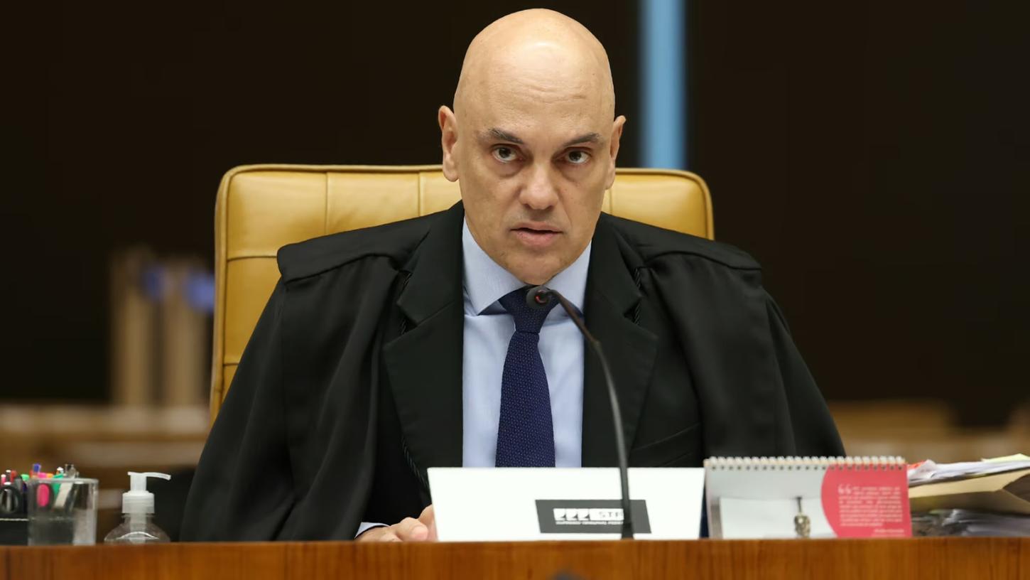 Moraes autoriza deputado a inspecionar cela de Bolsonaro