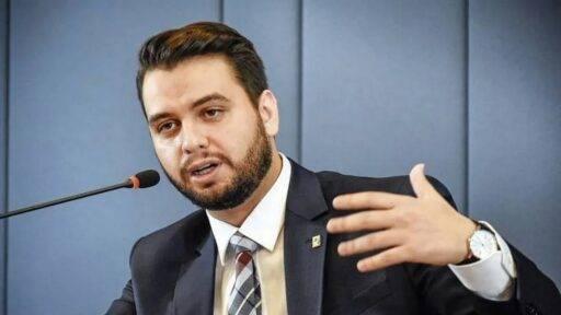 Moraes vota para condenar Filipe Martins e outros réus da suposta trama golpista