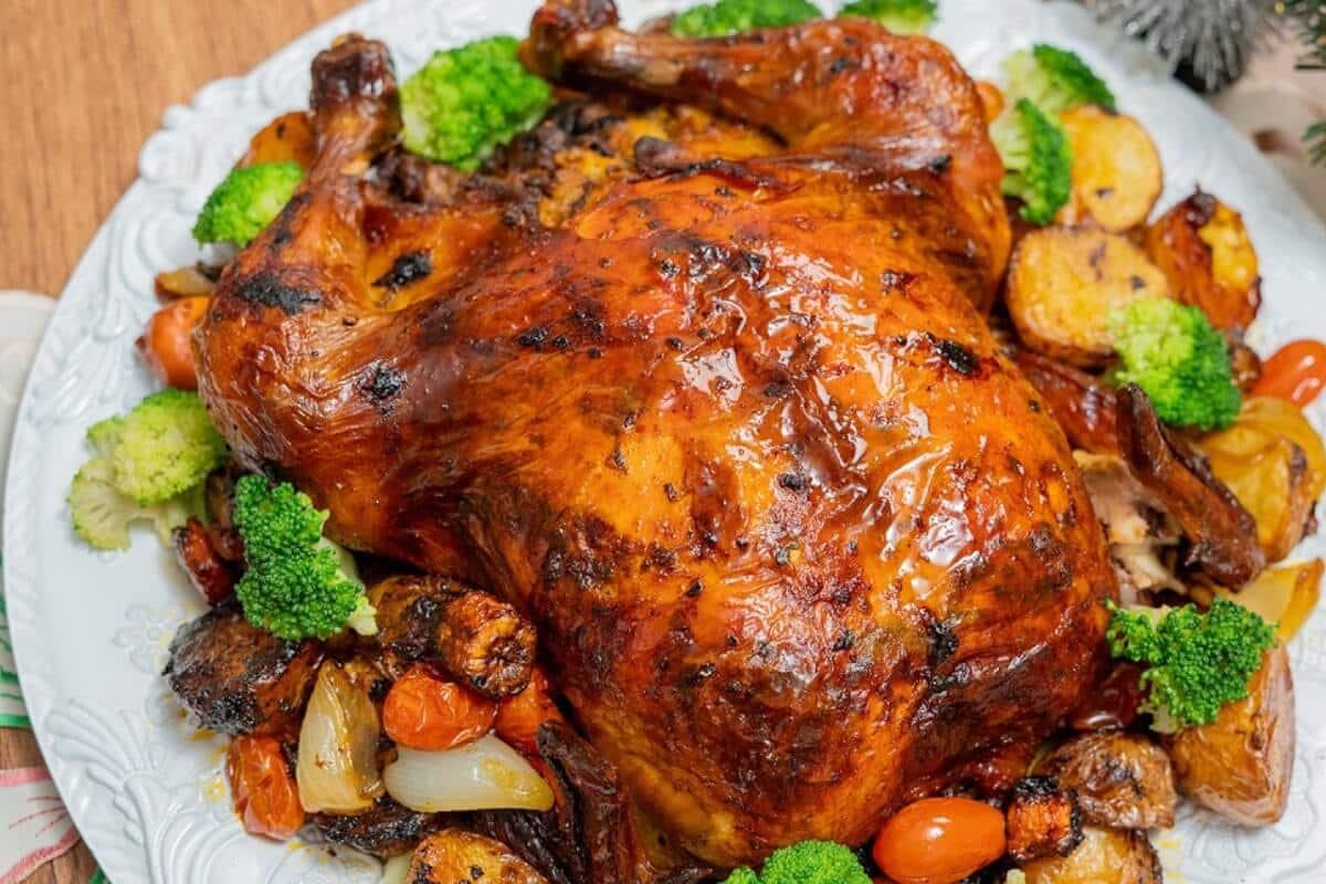 Por que Chester e Fiesta são maiores que o frango do dia a dia