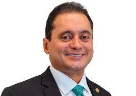 Quem é Weverton Rocha, senador alvo da Polícia Federal por suspeita de descontos ilegais em aposentadorias