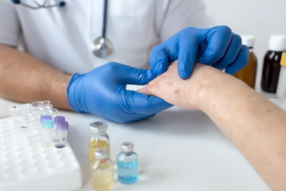 Sífilis continua em ritmo acelerado de crescimento no país