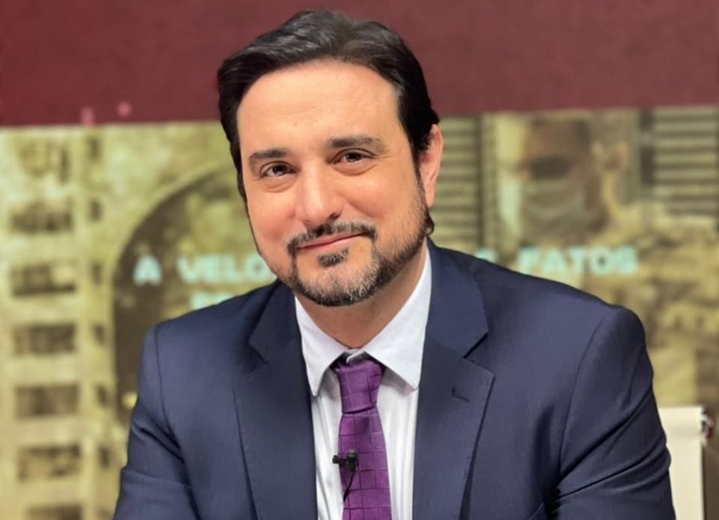 Silvio Navarro é desligado da Revista Oeste