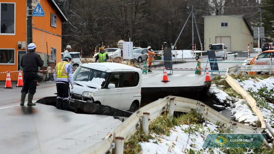 Terremoto de magnitude 6,9 atinge o Japão