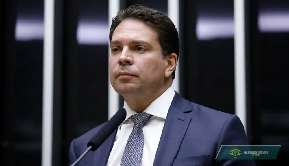 Brasil entrega aos EUA pedido de extradição de Ramagem