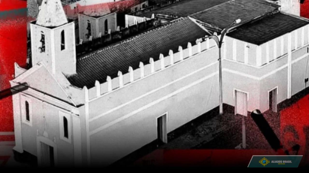 Disputa entre facções transforma vilarejo em “cidade-fantasma”