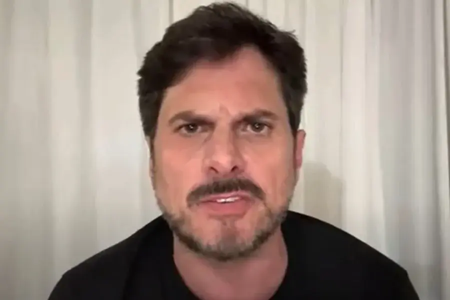 Do Val vai à caminhada de Nikolas e diz que STF “gera medo de prisão”