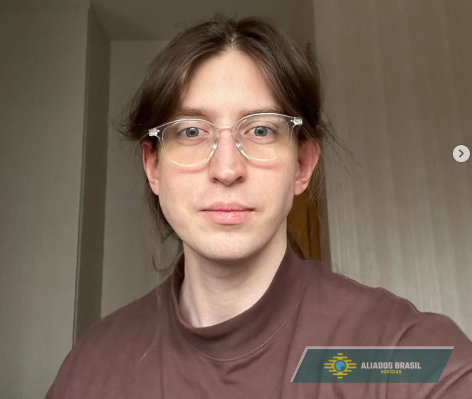 “Eu vou te matar”: Felca recebe ameaças de crianças após mudanças no Roblox. Veja as mensagens