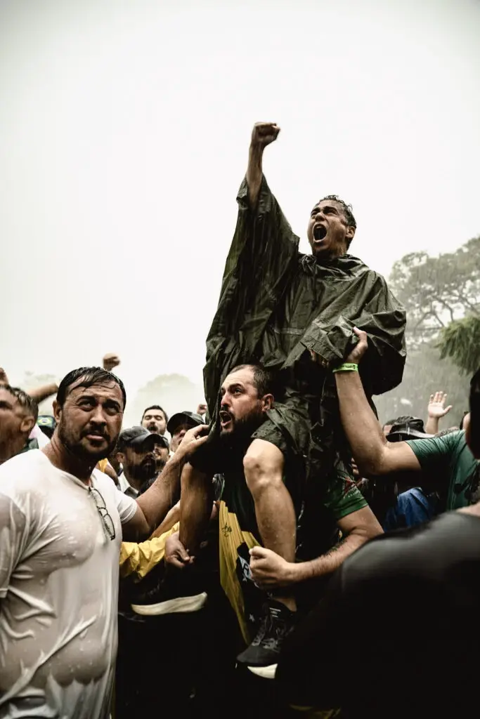 Fotógrafo conta experiência ao registrar Caminhada por Justiça