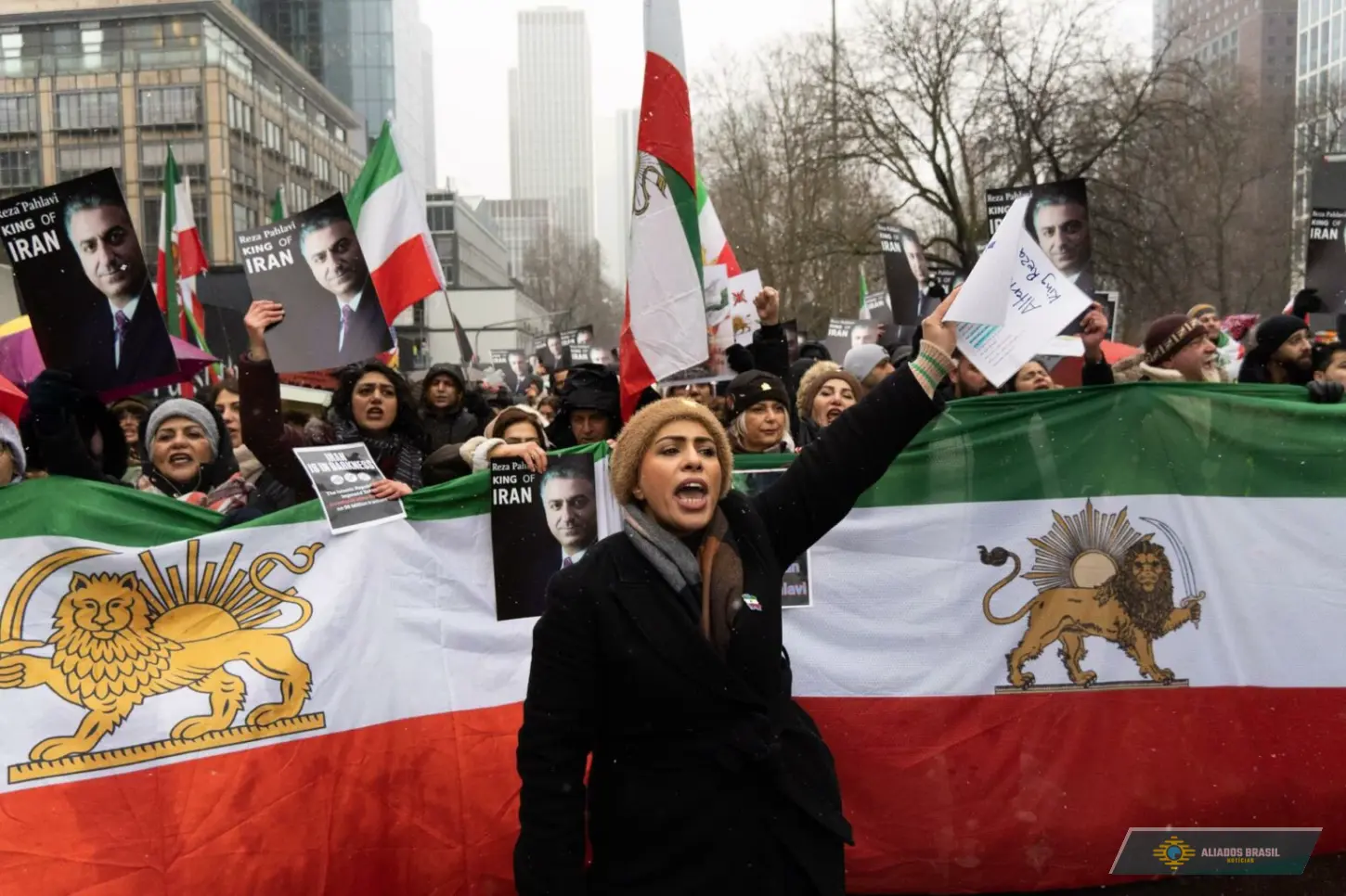 Governo Lula: Cabe apenas aos iranianos decidir futuro do Irã