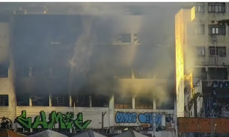 Incêndio em prédio ocupado mata bebê de dois meses e homem com deficiência na Zona Leste de SP