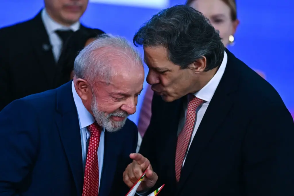 Ipea: Relatório diz que gastos do governo Lula são “insustentáveis”