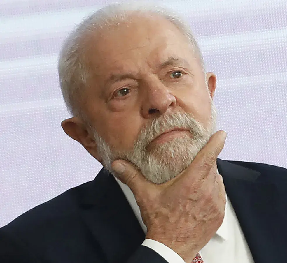 Lula diz que ataque dos EUA à Venezuela é inaceitável e fala em 'precedente perigoso'