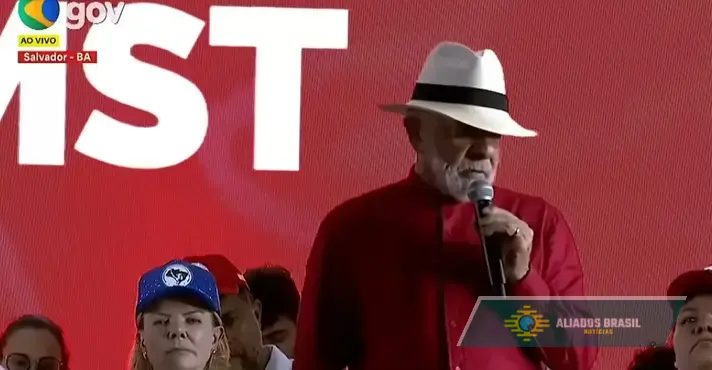 Lula diz que Exército brasileiro não tem dinheiro para 