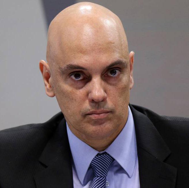 Moraes anula sindicância aberta pelo CFM sobre Jair Bolsonaro