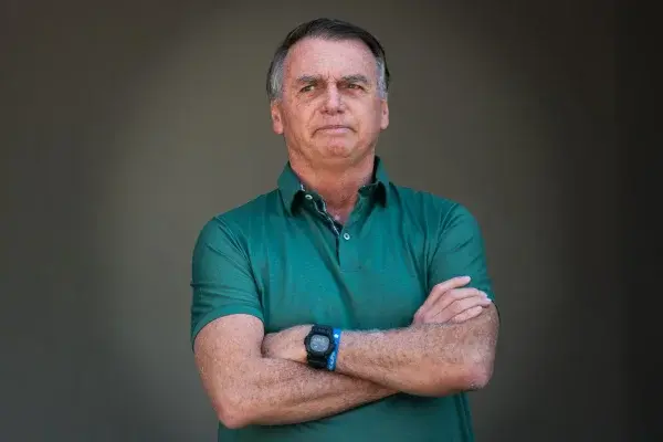Moraes diz que Bolsonaro tem privilégios por ser ex-presidente, mas que prisão não é hotel ou 'colônia de férias'
